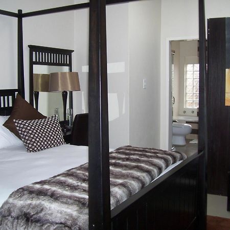 African Tribes Guest Lodge & Conference Kempton Park Exterior foto